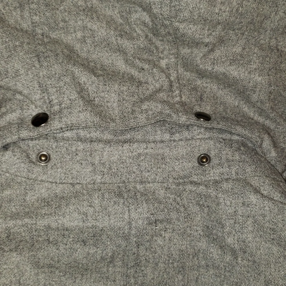 Burberry hooded winter coat. - Picture 13 of 13